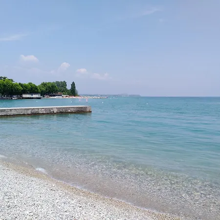 Appartamento Zia Cecilia Desenzano del Garda Exterior photo